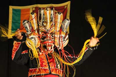 Culture Show Kandy | elephanttoe.com 
